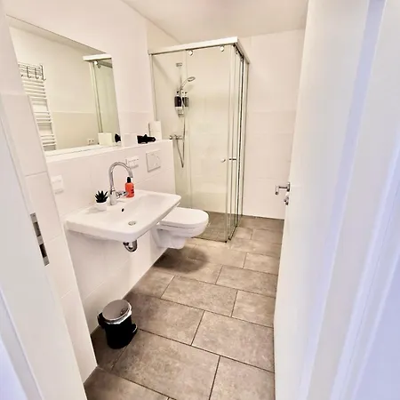 Zu Hause Auf Reisen - Direkt In Der Innenstadt 아파트